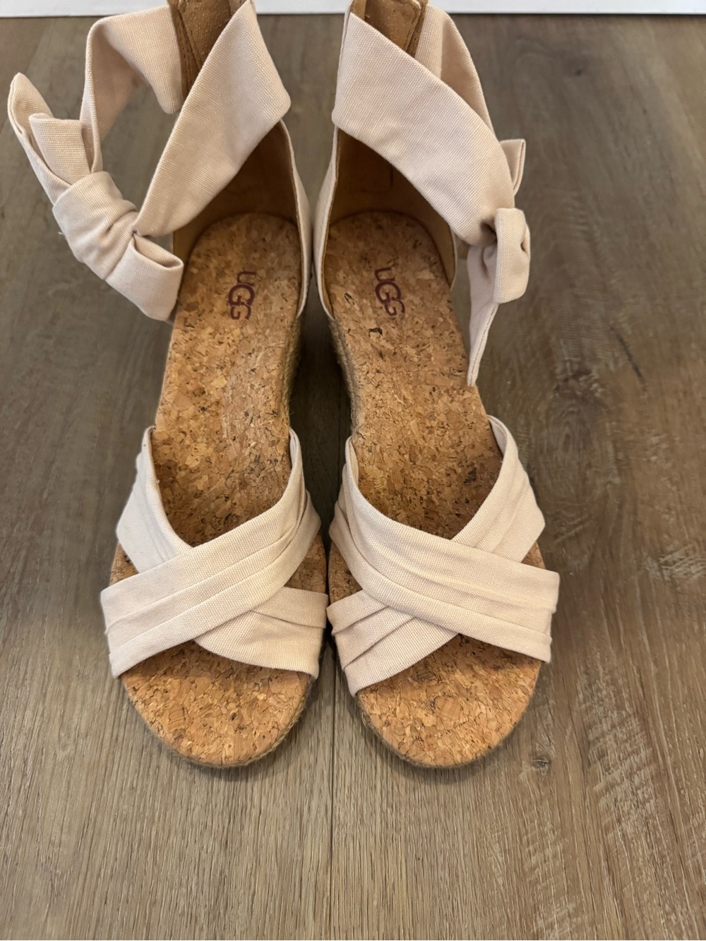 NIB UGG Australia Traci Espadrille Cork Wedge Sandals Cream US 6.5